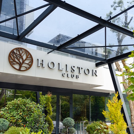 Holiston Club